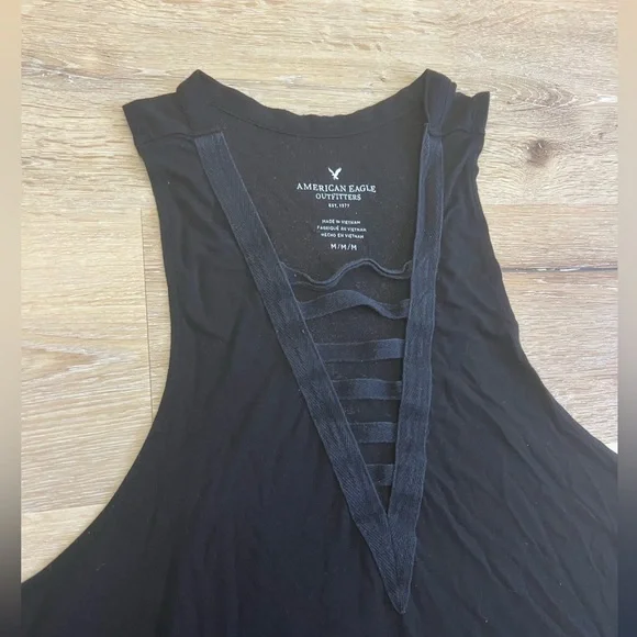 AMERICAN EAGLE Deep V Neck Soft Tank - Picture 3 of 4